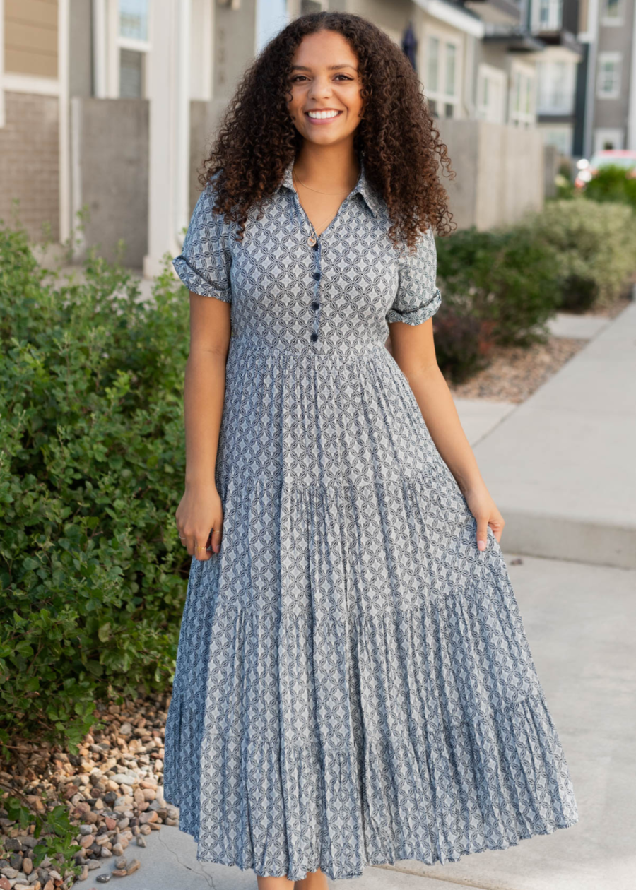 AmberlyNavyPatternTieredDress8.png Amberly Navy Pattern Tiered Dress