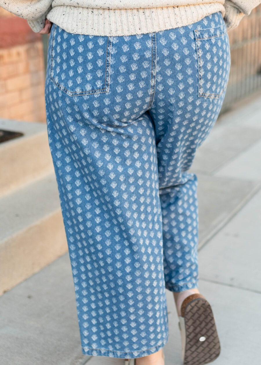 AnnabellePatternPants_DSC1965.jpg Annabelle Pattern Pants