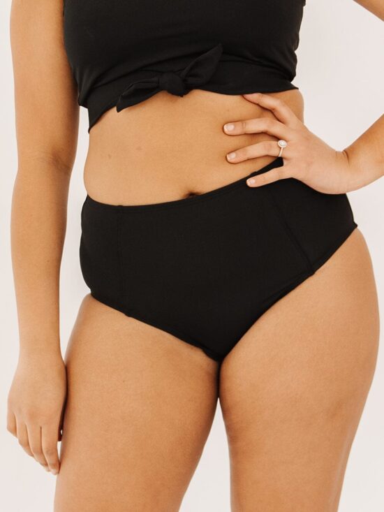 BlackHWLF4.jpg Black High-Waist Bottoms