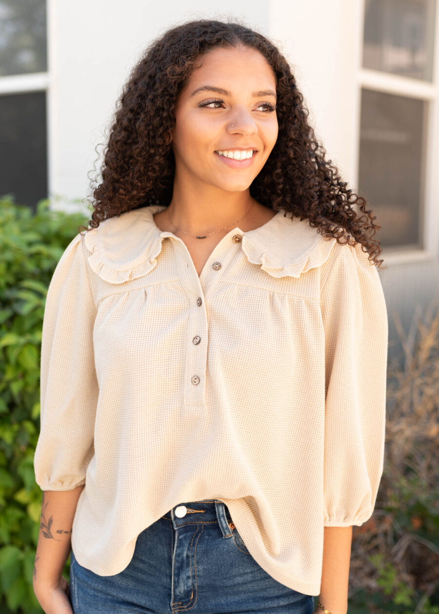 BrooklynNaturalCollaredTop_DSC8567.jpg Brooklyn Natural Collared Top