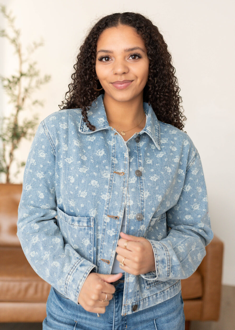 NovaFloralDenimJacket_DSC2536.jpg Nova Floral Denim Jacket