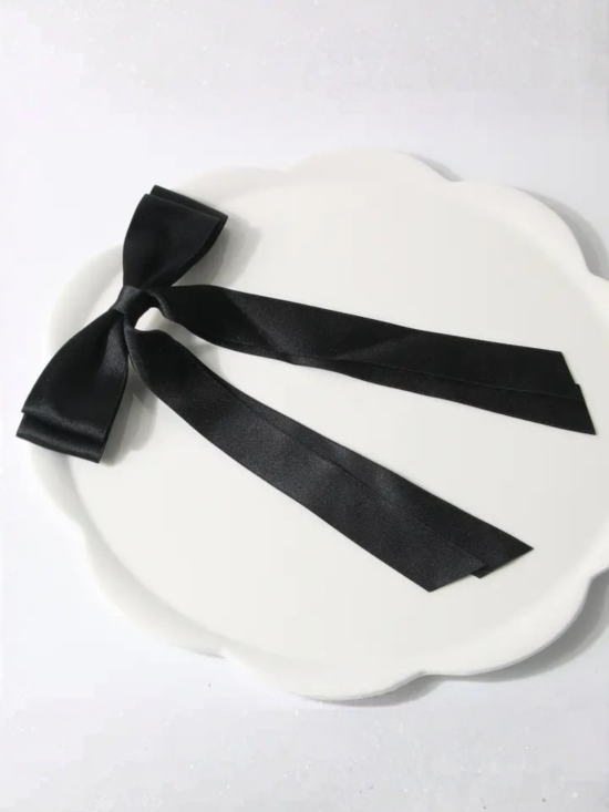 Remi Black Bow