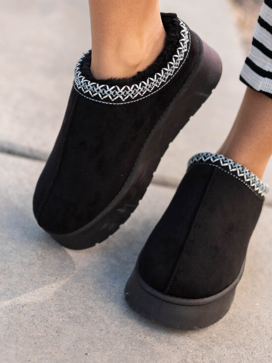Rylee Black Platform Clogs